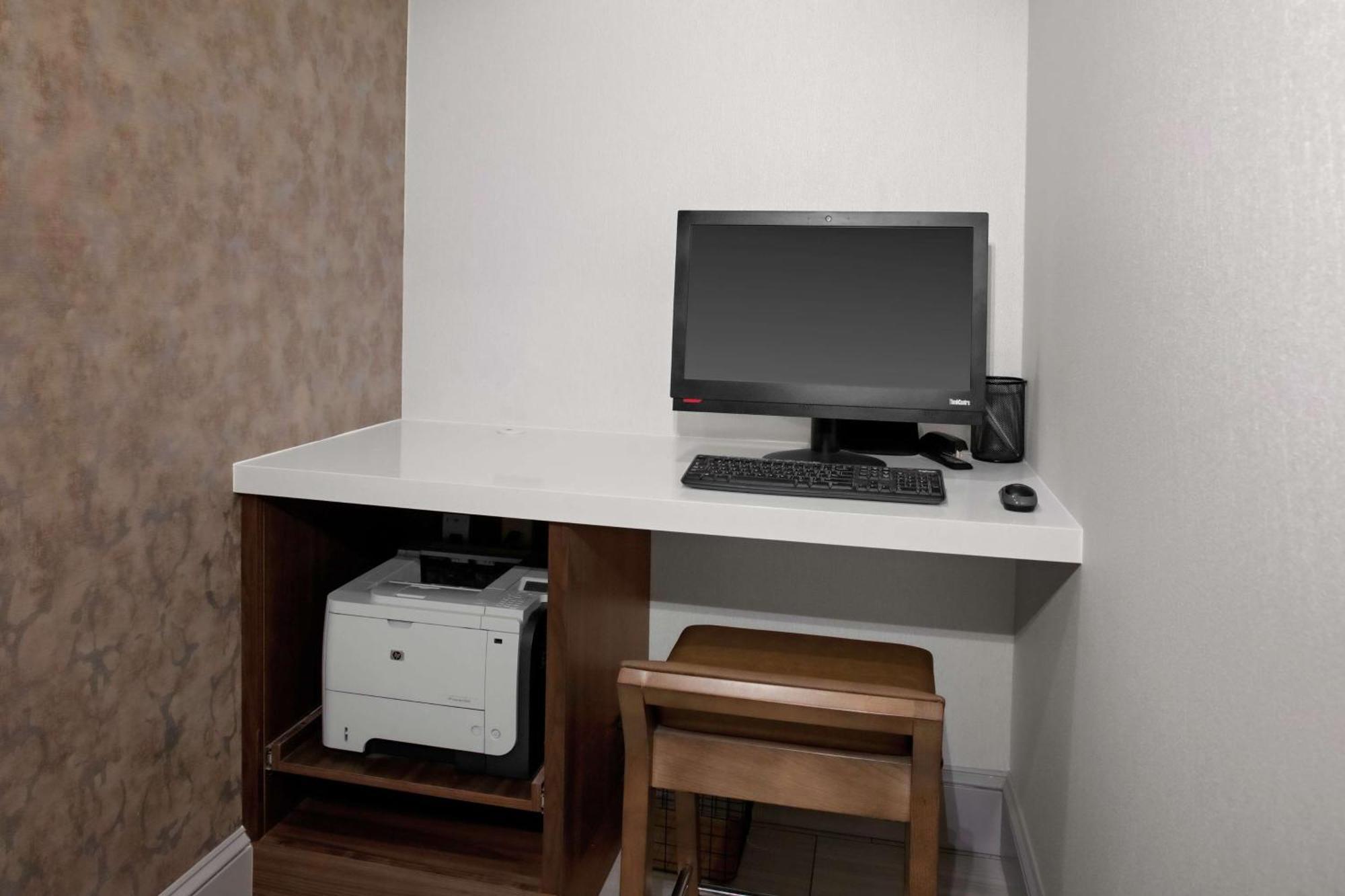 Hilton Garden Inn Atlanta Perimeter Center Dunwoody Extérieur photo