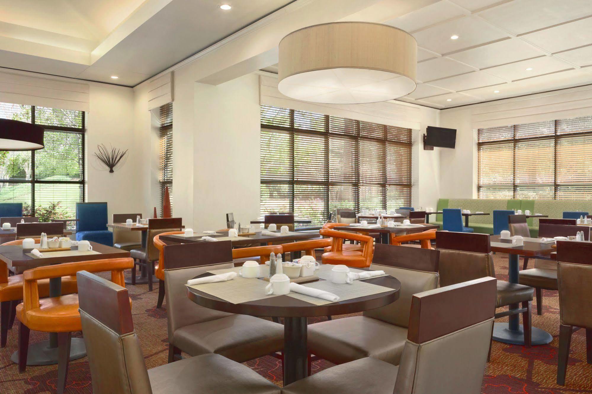 Hilton Garden Inn Atlanta Perimeter Center Dunwoody Extérieur photo